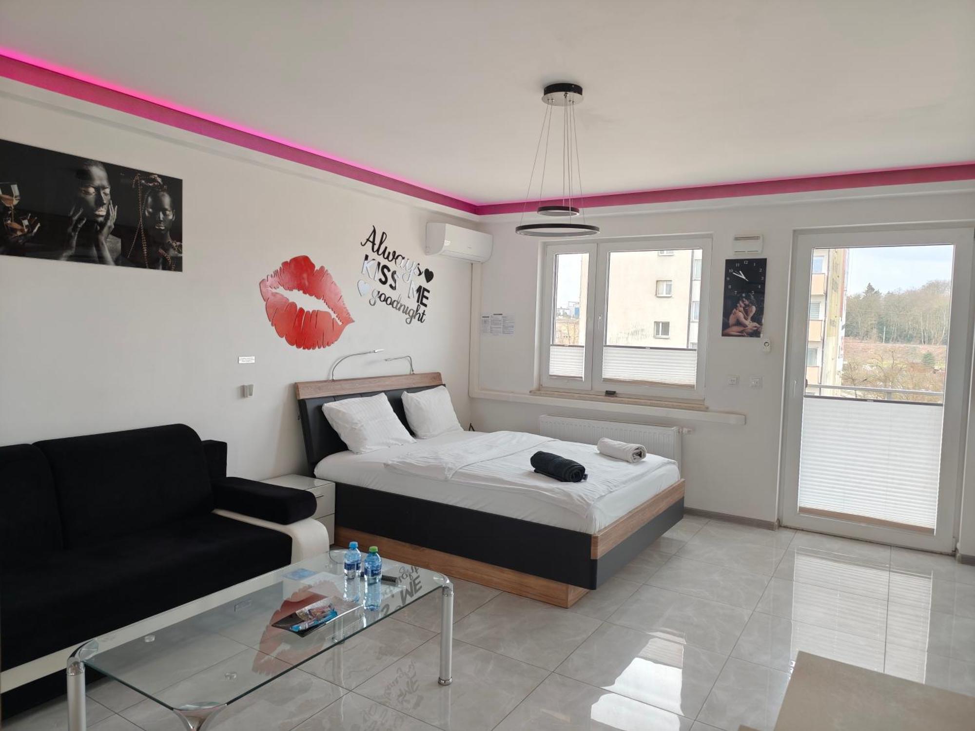 Good Day Apartments- Private Parking New Town Apartment Stettin